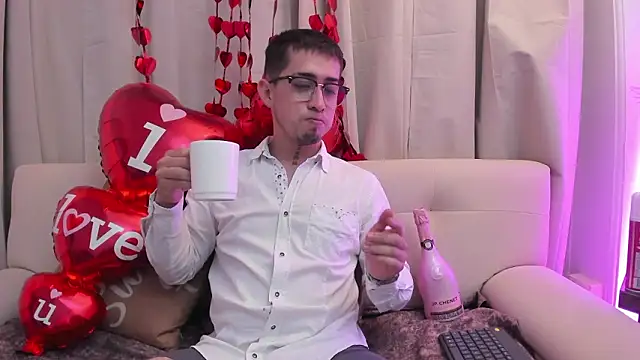 Snapshot of Tommas_Jhonson chatting on 15, 2, 2026 Tommas Jhonson online show from 15, 2, 2026