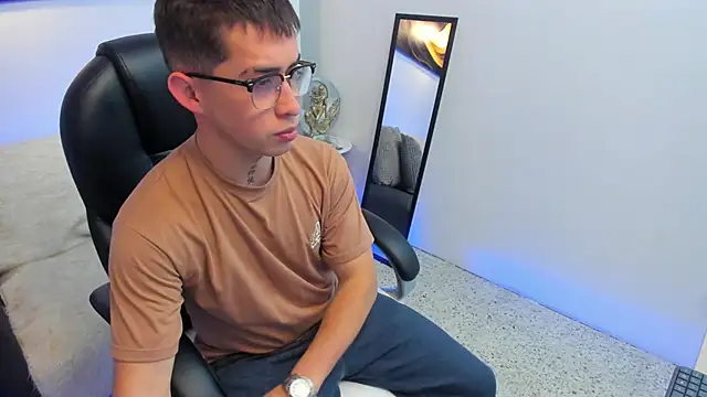 Snapshot of Tommas_Jhonson chatting on 28, 2, 2026 Tommas Jhonson online show from 28, 2, 2026