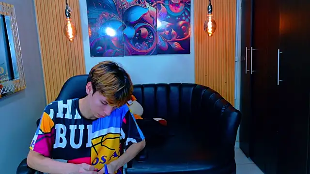 Snapshot of Liam_Green1 chatting on 8, 2, 2026 Liam Green1 online show from 8, 2, 2026