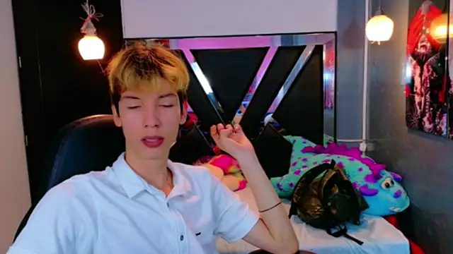 Snapshot of Liam_Green1 chatting on 20, 2, 2026 Liam Green1 online show from 20, 2, 2026