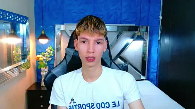 Snapshot of Liam_Green1 chatting on 2, 3, 2026 Liam Green1 online show from 2, 3, 2026