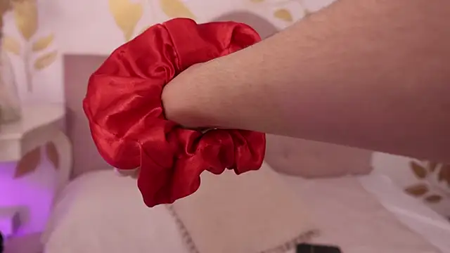 EmmaClark   online show from 25, 3, 2026