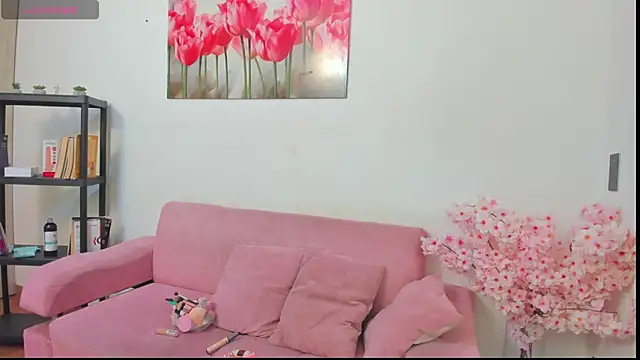 Snapshot of Kitty_f00x chatting on 20, 6, 2026 Kitty f00x online show from 20, 6, 2026