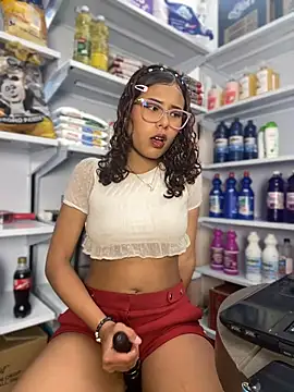 Rylia online show from 4, 3, 2026