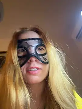 Snapshot of seluna_baby chatting on 24, 6, 2026 seluna baby online show from 24, 6, 2026