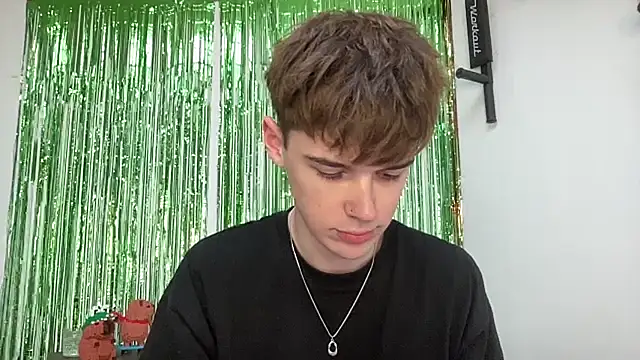 Snapshot of YourMilkyGuy chatting on 24, 2, 2026 YourMilkyGuy online show from 24, 2, 2026