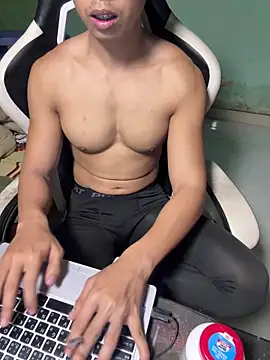 Snapshot of Graymenn chatting on 23, 2, 2026 Graymenn online show from 23, 2, 2026