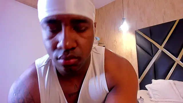 Snapshot of LuccianoDaytona chatting on 21, 2, 2026 LuccianoDaytona online show from 21, 2, 2026