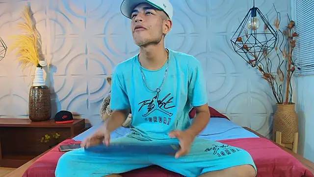 ItsZairen online show from 25, 3, 2026