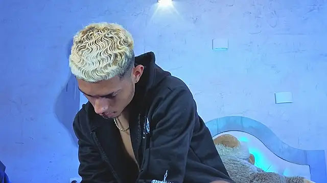 ItsZairen online show from 14, 4, 2026