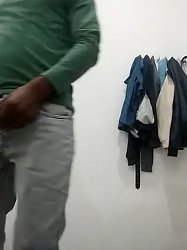 Snapshot of Daddyishere_19 chatting on 17, 2, 2026 Daddyishere 19 online show from 17, 2, 2026