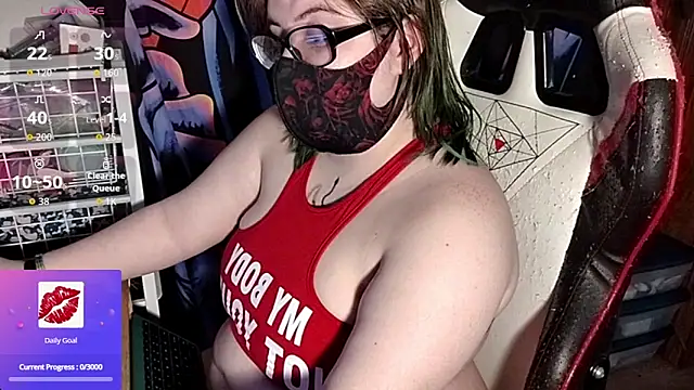 Snapshot of thatskarma chatting on 13, 5, 2026 thatskarma online show from 13, 5, 2026