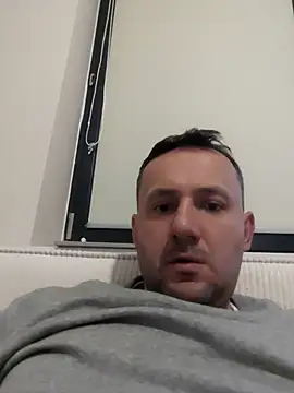 defaktor online show from 8, 3, 2026