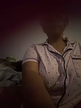 YummiCarmelPuss online show from 3, 8, 2026