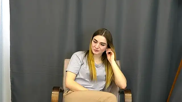 CharaVaz online show from 8, 2, 2026