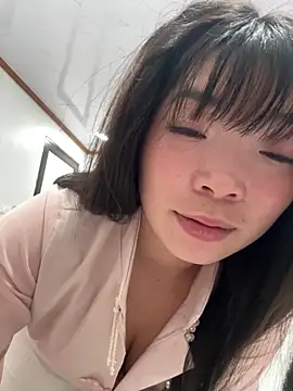 Snapshot of cuty_lusy chatting on 27, 2, 2026 cuty lusy online show from 27, 2, 2026