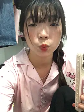 cuty lusy online show from 20, 6, 2026