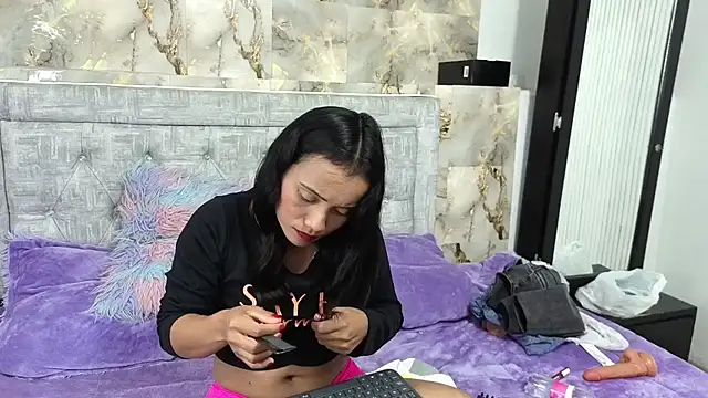 Kimmy london19 online show from 12, 4, 2026