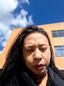 Zafira glow online show from 21, 2, 2026