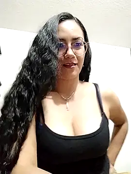 Salma-sweet online show from 8, 5, 2026