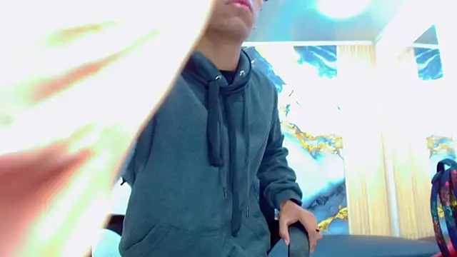 Snapshot of DaviidBuckx_ chatting on 18, 2, 2026 DaviidBuckx online show from 18, 2, 2026