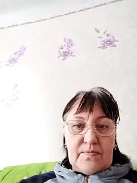 Snapshot of ViolaStar75 chatting on 18, 2, 2026 ViolaStar75 online show from 18, 2, 2026