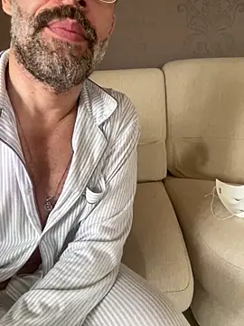 Snapshot of trombaio chatting on 23, 2, 2026 trombaio online show from 23, 2, 2026