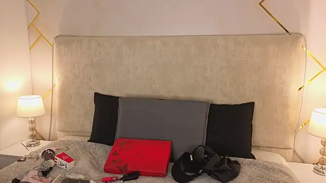 Nioki  online show from 4, 4, 2026