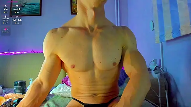 Snapshot of Shestifold_ chatting on 17, 2, 2025 Shestifold online show from 17, 2, 2025