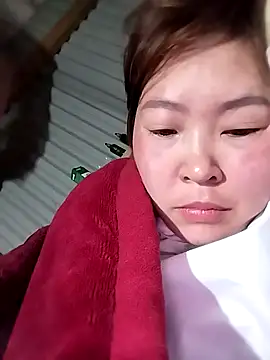 Yiyoongg online show from 15, 2, 2026