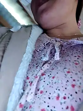 Yiyoongg online show from 23, 3, 2026