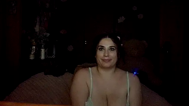 VelvetBrunetteXo online show from 5, 6, 2026