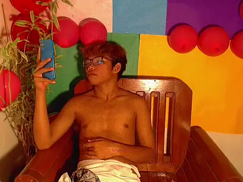 shopiaxox1 online show from 16, 2, 2026