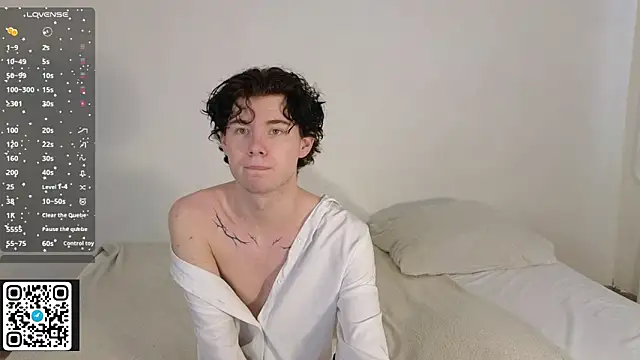 moon Gloww online show from 12, 2, 2026