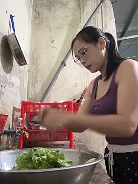 AYW-217 online show from 25, 2, 2026