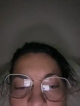 Snapshot of justinahallo chatting on 9, 2, 2026 justinahallo online show from 9, 2, 2026