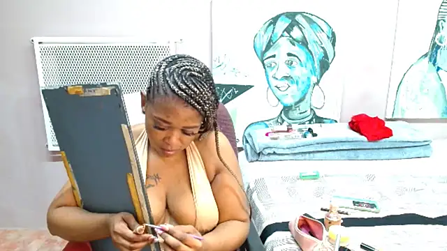 TyraHotxxx online show from 15, 4, 2026