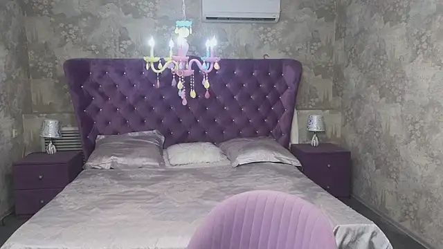 Anna Kenan online show from 12, 2, 2026