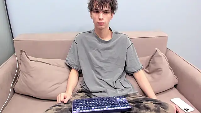 Ur NextDoor Boy online show from 22, 2, 2026