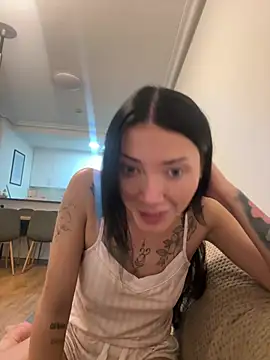 Karmenlovex online show from 13, 3, 2026