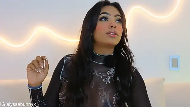 Alyssa bunnyx online show from 19, 3, 2026