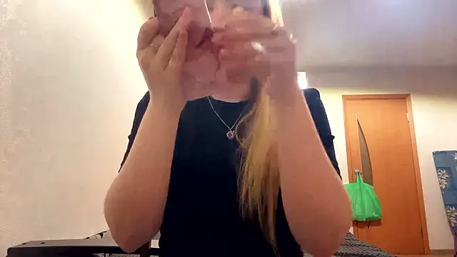 RoseBakeer online show from 27, 2, 2026