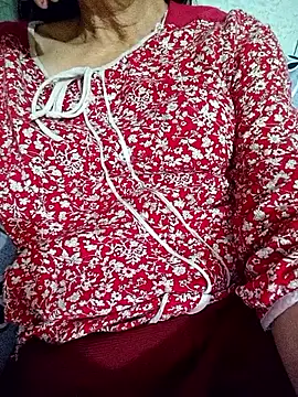 Layla luvv online show from 25, 2, 2026