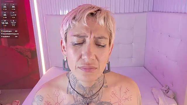 Everlyn sexx online show from 22, 3, 2026