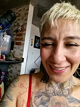 Everlyn sexx online show from 2, 6, 2026