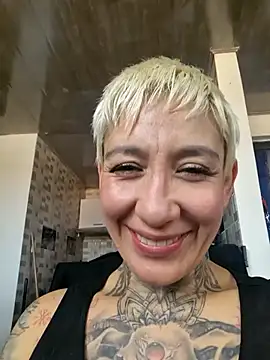 Everlyn sexx online show from 22, 7, 2026