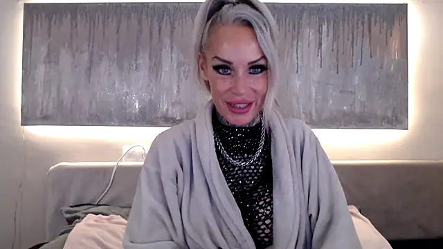 Snapshot of Sophie-Logan-Ink chatting on 14, 2, 2026 Sophie-Logan-Ink online show from 14, 2, 2026