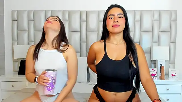 paola katy dicks online show from 1, 2, 2025