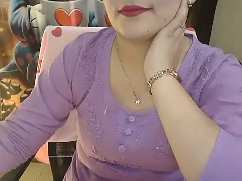 Snapshot of _chitranshi chatting on 29, 4, 2026 chitranshi online show from 29, 4, 2026
