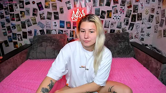 Snapshot of x_Ulya1cutex chatting on 12, 6, 2026 x Ulya1cutex online show from 12, 6, 2026